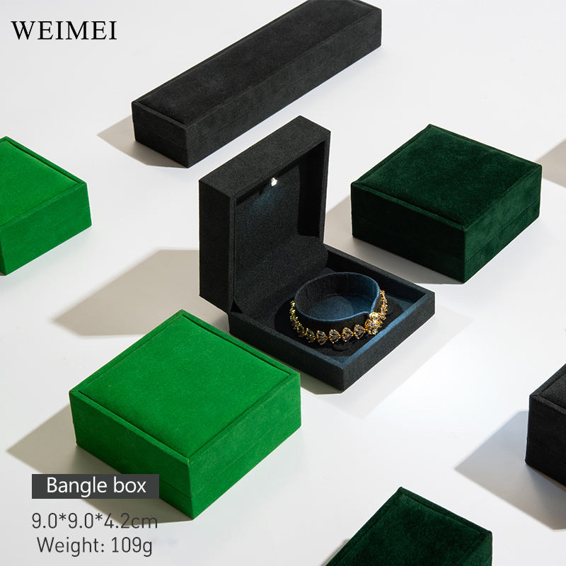 กล่องกำไลสีดำ