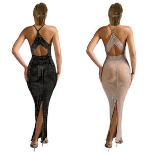 فستان طويل بدون أكمام للنساء بأربطة ورقبة على شكل حرف V من حجر الراين - Product Image 4