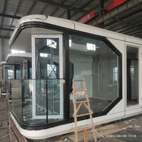 Maison-capsule spatiale moderne certifiée CE avec salle de bain entièrement équipée, pod modulaire intelligent pour hôtel de villégiature