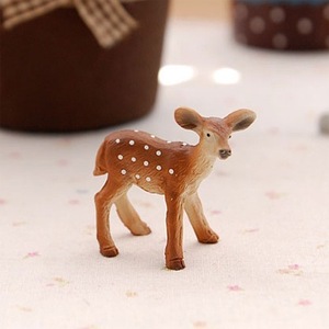 Small Sika Deer Desktop Ornament Resin Figurine Christmas Decoration Indoor Use Matte Finish - Product Image 1
