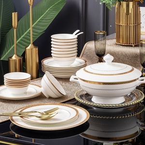 Service de table en céramique de Jingdezhen, comprenant des bols et assiettes en porcelaine fine Phnom Penh, des bols domestiques et des baguettes, idéal pour la table d'hôtel et comme cadeau - Product Image 3