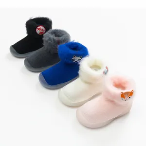 Embroidered pattern non-slip soft baby rubber soles snow socks