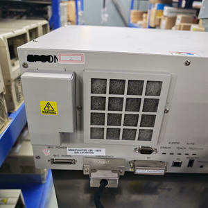 Robot et contrôleur RC90 LS6-502S pour EPSEN - Product Image 2