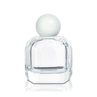 Vente en gros de flacons de parfum de luxe modernes carrés de 30/50 ml, transparents, imprimés en sérigraphie, avec boîte, vaporisateur portable en verre