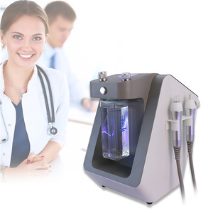 Potente máquina de hidrodermoabrasión 4 en 1 con pistola de pulverización de iones para la absorción de nutrientes y la resistencia a la oxidación de la piel - Product Image 1