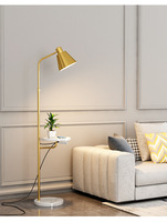 Lampadaire de luxe pour salon, table d'appoint haut de gamme et de style léger, canapé avec table basse, étagère de chambre, lampe Typhoon