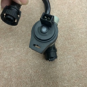 Ksnjsn วาล์วกระป๋องคาร์บอน1390 7636 157สำหรับ BMW F07 F10 F12 F13 F25 E70 E71ไดอะแฟรม - Product Image 3