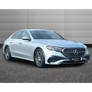 Mercedes Classe E d'occasion haute performance, berline de luxe, confort exécutif, expérience de conduite fluide et système moteur puissant - Product Image 5