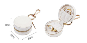 Mini boîte à bijoux sphérique en cuir PU avec porte-clés, organiseur de voyage portable à fermeture éclair pour bagues, boucles d'oreilles et petits accessoires - Product Image 6
