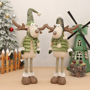 Poupée renne en tissu vert avec jambes rétractables, décoration de Noël d'intérieur, finition mate, matériau en tissu - Product Image 2