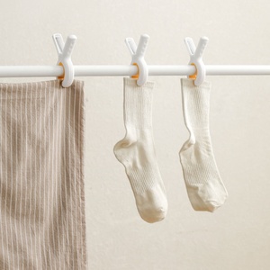 Pinces à linge écologiques multi-usages personnalisables avec logo, grandes pinces à linge pour salle de bain - Product Image 2