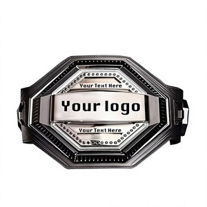 Ceintures de championnat en cuir véritable pour la lutte, la boxe et les arts martiaux, fabriquées sur mesure par des professionnels, robustes, avec de grands éléments métalliques. - Product Image 2