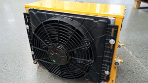 คอมเพรสเซอร์แอร์แบบแยกส่วนไฟฟ้า 12V รุ่นใหม่สำหรับรถขุด รถบรรทุก ระบบปรับอากาศยานยนต์วิศวกรรม - Product Image 6