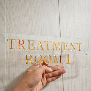 Letrero Acrílico Personalizado para Interiores, Placa Decorativa Estética para Spa, Negocio, Sala de Tratamientos, Letrero para Puerta de Spa - Product Image 1