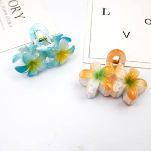 กิ๊บติดผมชายหาดฤดูร้อน สีลูกกวาดไล่เฉดสี ลายดอกไม้และลายฉลาม - Product Image 3