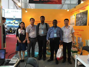 USD100 Piezas Gratis Molinos De Granos Secos Máquina De Molienda De Maíz Para La Venta - Product Image 5