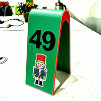 Porte-numéro de table en plastique de style A pour fête de Noël avec design en forme de tente pour affichage sur table