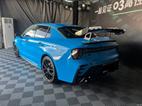Lynk Co 2025 03 Champion Edition Plus Berline 1.5TD DCT ACC Régulateur de Vitesse Hybride Essence Électrique R18 Aluminium Foncé Automatique