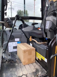 Excavatrices Caterpillar CAT303 certifiées CE, d'occasion, provenant du Japon, excavatrice sur chenilles de 3 tonnes avec accessoire tarière - Product Image 4