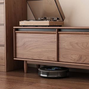 Meuble TV Wanjulai en bois massif style nordique minimaliste, couleur noyer, avec rangement, pour salon, sur pied - Product Image 5