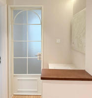 Porte de salle de bain battante moderne en aluminium Xilonghe avec isolation thermique, étanche et insonorisée, pour usage intérieur dans les hôtels et appartements