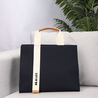 Ouye femmes logo personnalisé crème bleu marine voyageur décontracté style de vie cadeau coton toile fourre-tout sac à provisions avec longue bandoulière