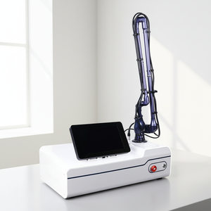 เครื่องเลเซอร์ CO2 แบบพกพา วัสดุ ABS ความยาวคลื่น 10600 นาโนเมตร สำหรับฟื้นฟูผิว ลดรอยแผลเป็น ลดจุดด่างดำ และรักษาช่องคลอด - Product Image 1