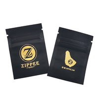 Sachet souple en plastique à trois soudures avec logo personnalisé, pochette verticale avec fermeture à boucle métallique pour l'emballage de grains de café et de snacks
