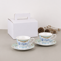 Chinoiserie en porcelaine céramique bleue New Bone China Flower Shape English Tea Cup and Saucer Set for Gift Set and Party Enents