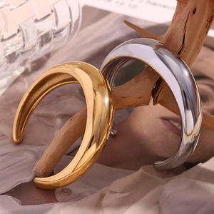 ERESI 2024 Nueva joyería brazalete multicapa al por mayor chapado en oro 18K Acero inoxidable impermeable elegante brazalete exagerado - Product Image 5