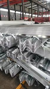 מעקות בטיחות מסוג W לכבישים מהירים, מותאמים אישית במפעל, ממתכת Q235 - Product Image 6