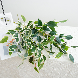 Plante suspendue artificielle en plastique vert de 80 cm de haut, <span class=keywords><strong>feuilles</strong></span> simulées, résistante aux UV, durable, écologique, pour usage intérieur - Product Image 5