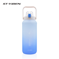 Nouvelle conception, bouteille d'eau de sport en plastique de grande capacité pour l'extérieur, 2000 ml, pour la course à pied et la salle de sport