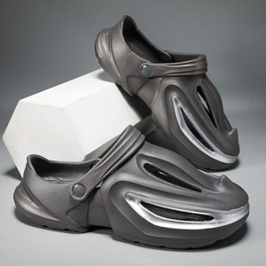 รองเท้าแตะผู้ชาย Pansi Shark Mouth Clogs แบบหนา EVA กันลื่น รองเท้าแตะฤดูร้อน ส้นสูง 4 ซม. รองเท้าชายหาด รองเท้าเดินสบาย - Product Image 2