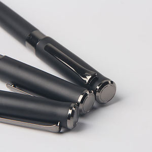 Stylos à bille en métal noir de luxe pour entreprise avec logo personnalisé, largeur d'écriture 1,0 mm, nouveau produit de qualité - Product Image 2
