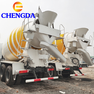 Camión Mezclador de Concreto SINOTRUK HOWO con Sistema Hidráulico, Una Cama, LHD, 5cbm 7cbm - Product Image 2