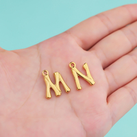 Acier inoxydable 26Pcs Lettre Alphabet Breloques A-Z Initial Alphabétique Pendentifs pour Nom Collier Bracelet Porte-clés Fabrication de Bijoux