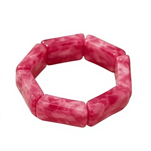 Bracelets tendance en résine acrylique géométrique, marbré blanc multicolore, designs fantaisie unisexes, bijoux à la mode pour femme - Product Image 1