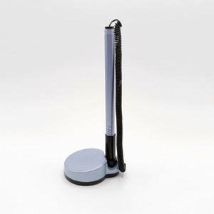 Stylo de sécurité personnalisé avec logo, base adhésive et chaîne de sécurité pour promotions, bureaux d'accueil et halls d'hôtel - Product Image 3