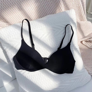 卸売日本スタイルプッシュアップ薄いカップ小さな胸ブラワイフリー集められたシームレスブラUInderwear若い女の子の女性のための - Product Image 5