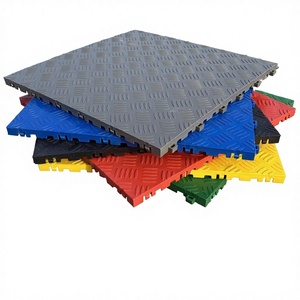 Tapis de sol en grille emboîtable en <span class=keywords><strong>vinyle</strong></span> pour lavage de voitures, detailing automobile et salons, avec drainage sans tranchée et anti-fuite - Product Image 1