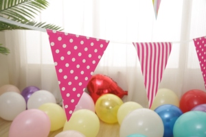 Nhà Máy Trực Tiếp Bền Đầy Màu Sắc Bunting Chất Lượng Cao Và Dễ Thương Chết Cắt Cờ Biểu Ngữ Chuỗi Phổ Biến Bông Sinh Nhật Biểu Ngữ Cờ - Product Image 5