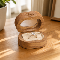 Boîte ovale de luxe en bois de noyer avec couvercle en verre et fermeture magnétique pour bague de fiançailles, idéale pour les cadeaux de demande en mariage