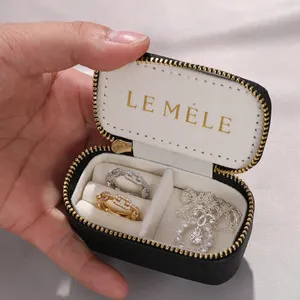 Boîtes à bijoux de voyage en velours avec logo personnalisé, boîte de rangement portable en cuir avec fermeture éclair pour bagues, mini étui à bijoux mignon, boîte d'emballage pour collier