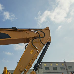 Excavatrice sur chenilles Caterpillar Cat330D2 33 tonnes d'occasion 2022, moteur, pompe, engrenage, roulement de bonne qualité pour inspection vidéo - Product Image 4