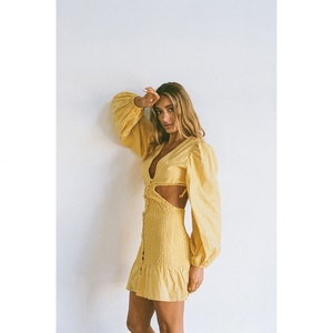 Nouvelle robe décontractée pour femme, coupe ajustée, en coton 100%, à manches longues, avec découpes florales, taille naturelle, couleur personnalisée, design de haute qualité - Product Image 3