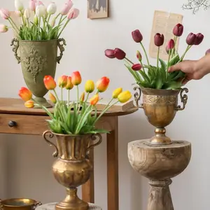 Nuovo prodotto Hotspot prodotto finta seta artificiale tulipano fiore per neonati fiore di respiro artificiale per la casa di nozze decorazione Desktop