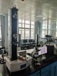 WDW 500N Tek Kolonlu Elektronik <span class=keywords><strong>UTM</strong></span> 1kN/2kN/5kN Çekme Dayanımı Test Cihazı Plastik Film Tekstil Kumaş için 220V 1 Yıl Garantili - Product Image 4