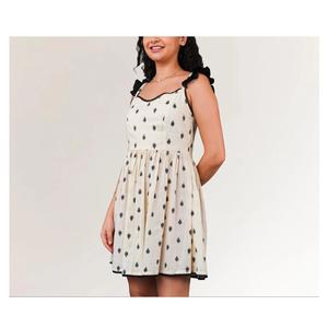 Robe mini en coton brodée de qualité supérieure pour femmes, idéale pour les vacances d'été à la plage et les tenues décontractées, disponible au meilleur prix - Product Image 1