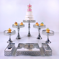 Fournisseur de produits de boulangerie OEM, outil pour gâteaux, ensemble de 3 supports à cupcakes en acier inoxydable de style européen avec couvercle